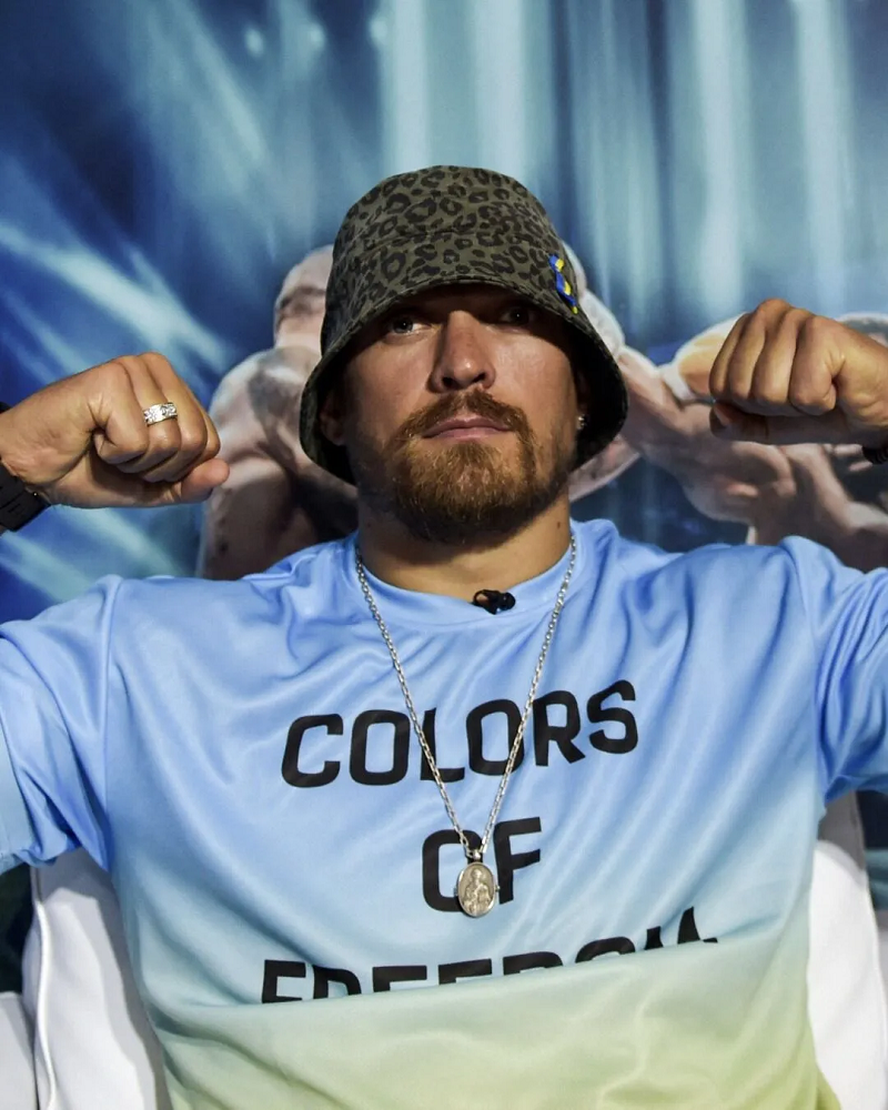 Друзья Усика погибли в войне с Россией: боксер признался, что пережил ужасные события в первый месяц вторжения